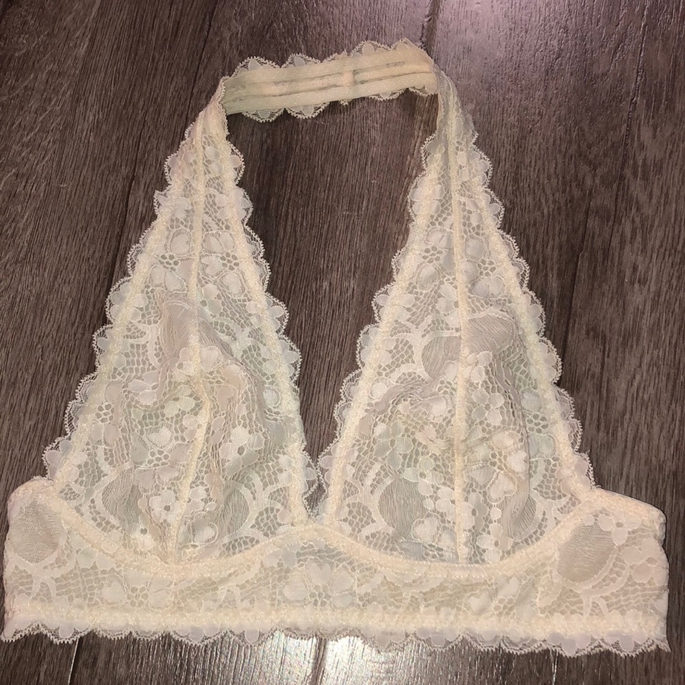 FREE PEOPLE INTIMATELY unlined lace bralette